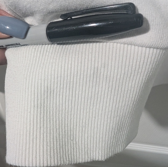 AMENPAPA | "Be Still" Spiritual Graphic Sweatshirt - Picture 10 of 12